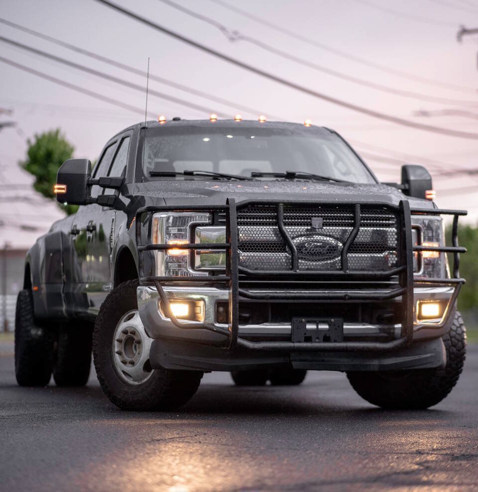 Used 2017 Ford F350 Lariat w/ FX4 Off-Road Package AWD/4WD image 17