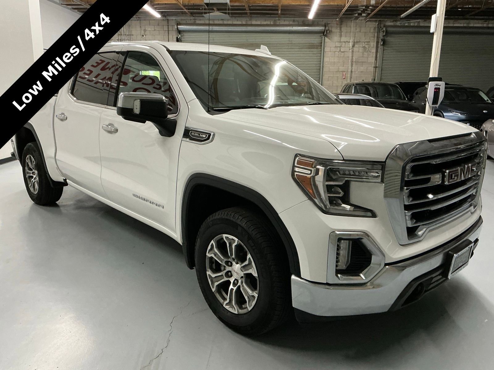 Used 2021 GMC Sierra 1500 SLT image 3