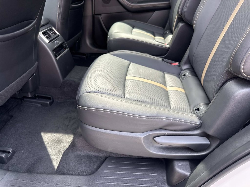 Certified 2026 MAZDA CX-90 3.3 Turbo S w/ Premium Package AWD/4WD image 16