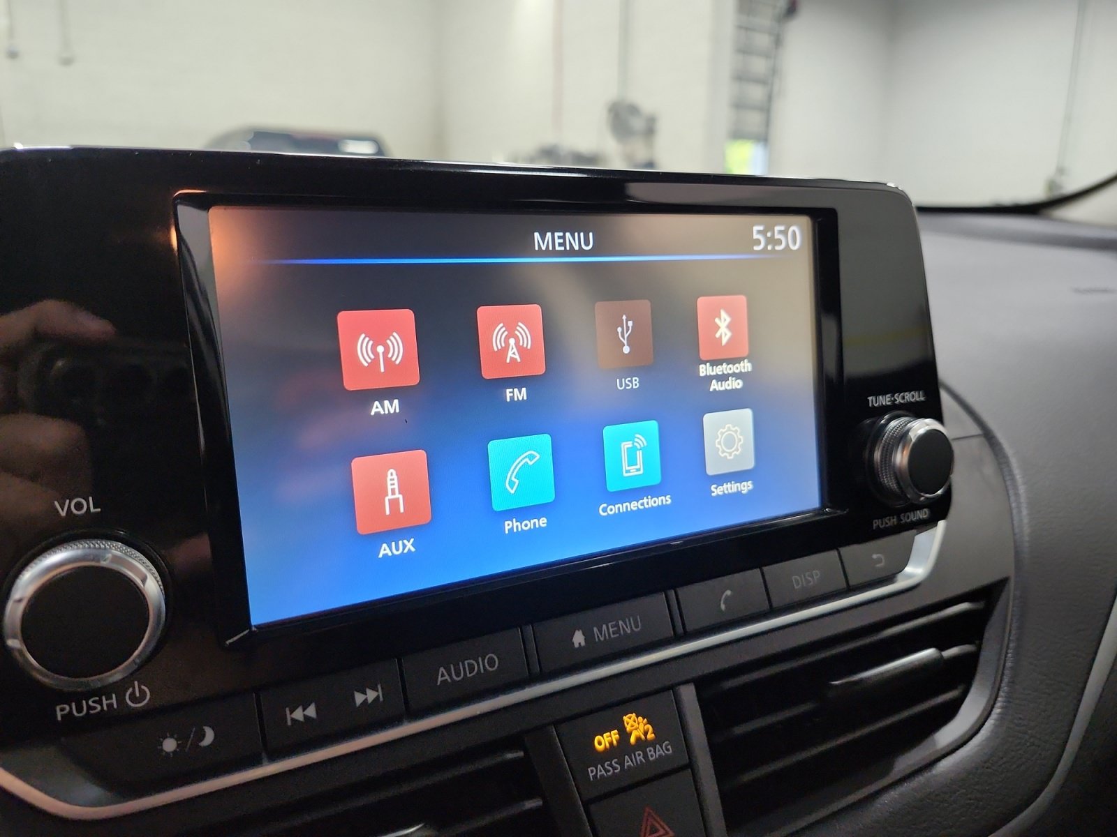 Used 2024 Nissan Altima 2.5 S FWD image 17