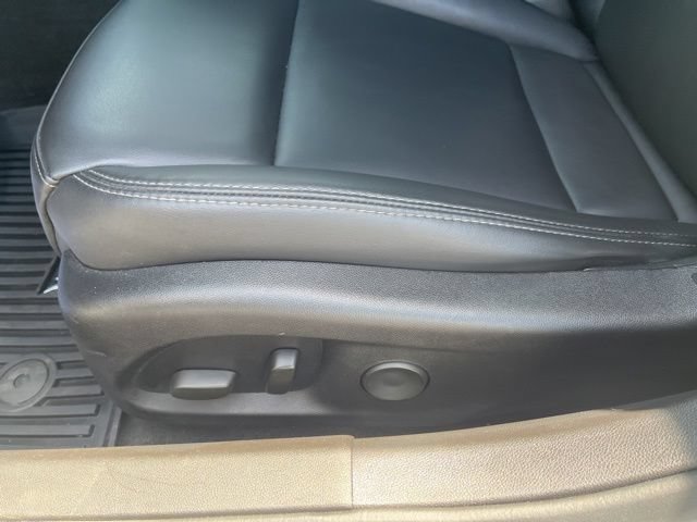 Used 2023 Cadillac CT5 Luxury w/ Sun And Sound Package AWD/4WD image 32