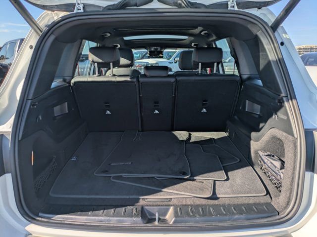 Used 2025 Mercedes-Benz GLB 35 AMG 4MATIC image 11