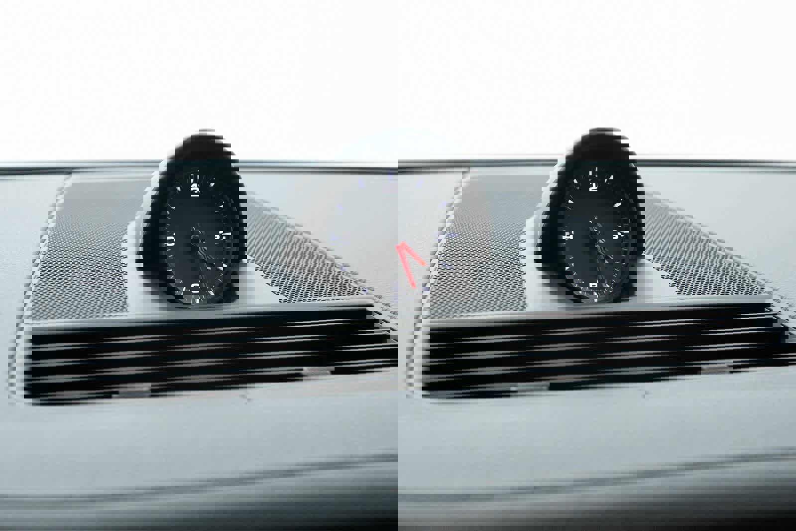 Used 2023 Porsche Panamera Platinum Edition image 25