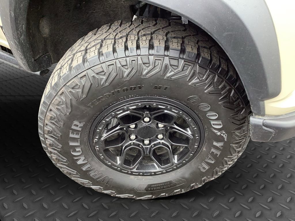 Used 2024 Chevrolet Colorado ZR2 w/ ZR2 Bison Edition image 23