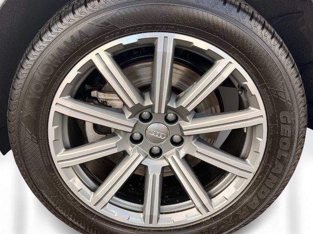 Used 2019 Audi Q7 3.0T Prestige w/ Prestige Package AWD/4WD image 11
