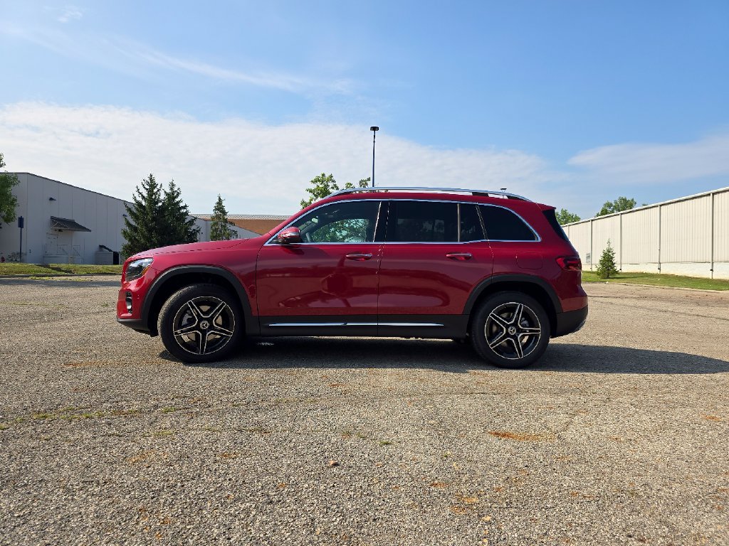 New 2026 Mercedes-Benz GLB 250 4MATIC image 13