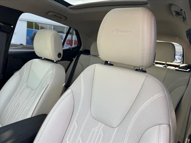 New 2026 Buick Encore GX Avenir w/ Avenir Technology Package FWD image 28