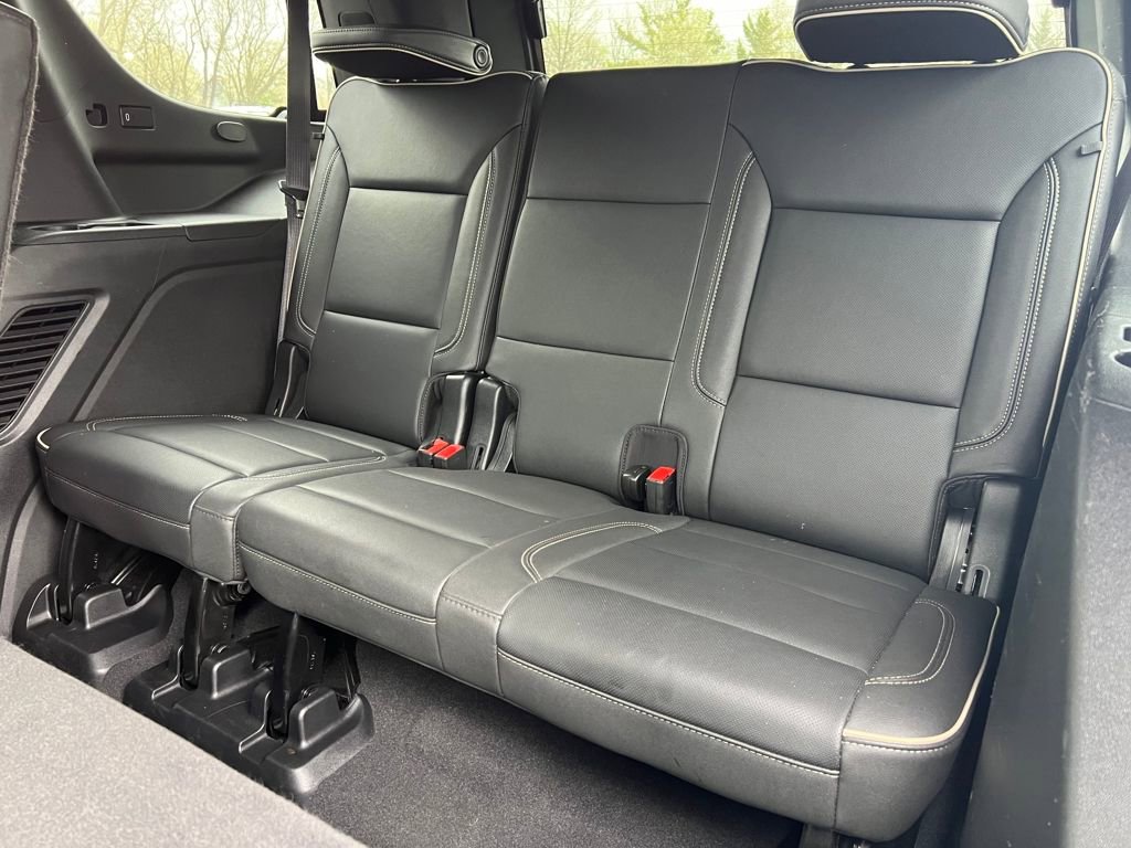 Used 2024 GMC Yukon SLT image 13