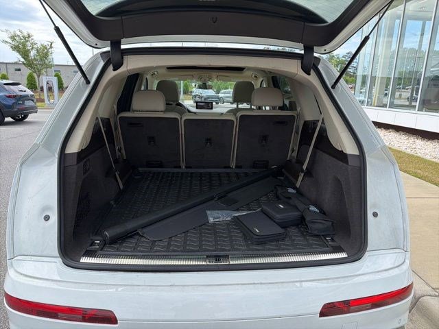 Used 2019 Audi Q7 2.0T Premium Plus w/ Premium Plus Package AWD/4WD image 24