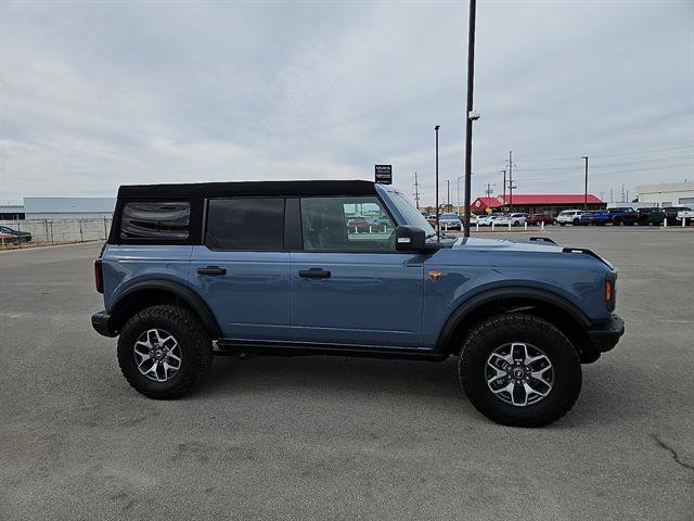 Used 2024 Ford Bronco Badlands image 6