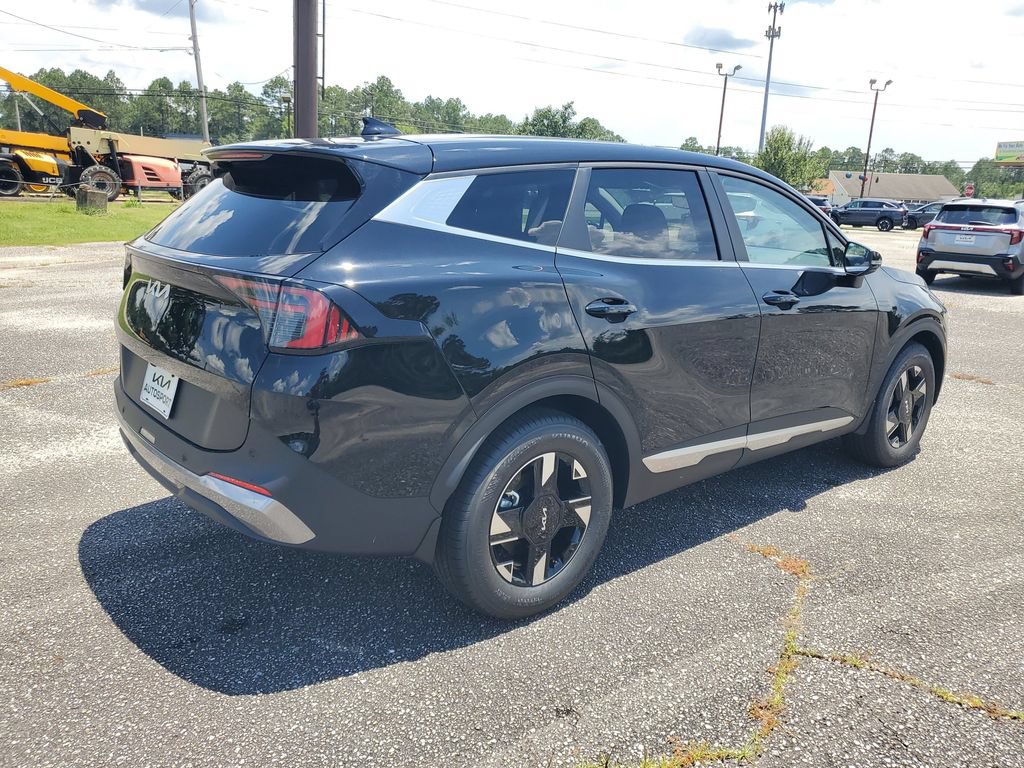 New 2026 Kia Sportage LX w/ LX Convenience Package FWD image 4