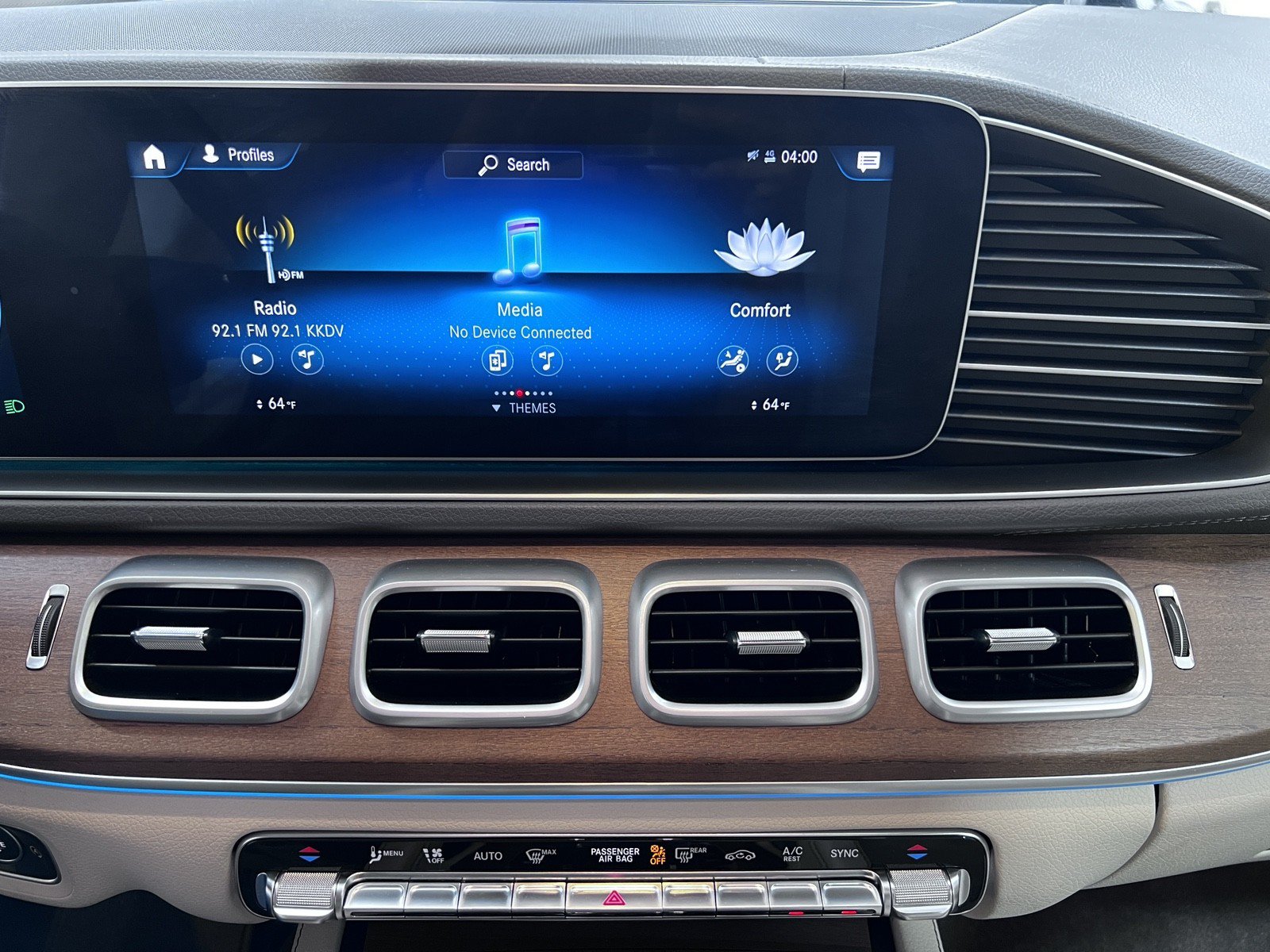 Used 2020 Mercedes-Benz GLS 450 4MATIC image 23