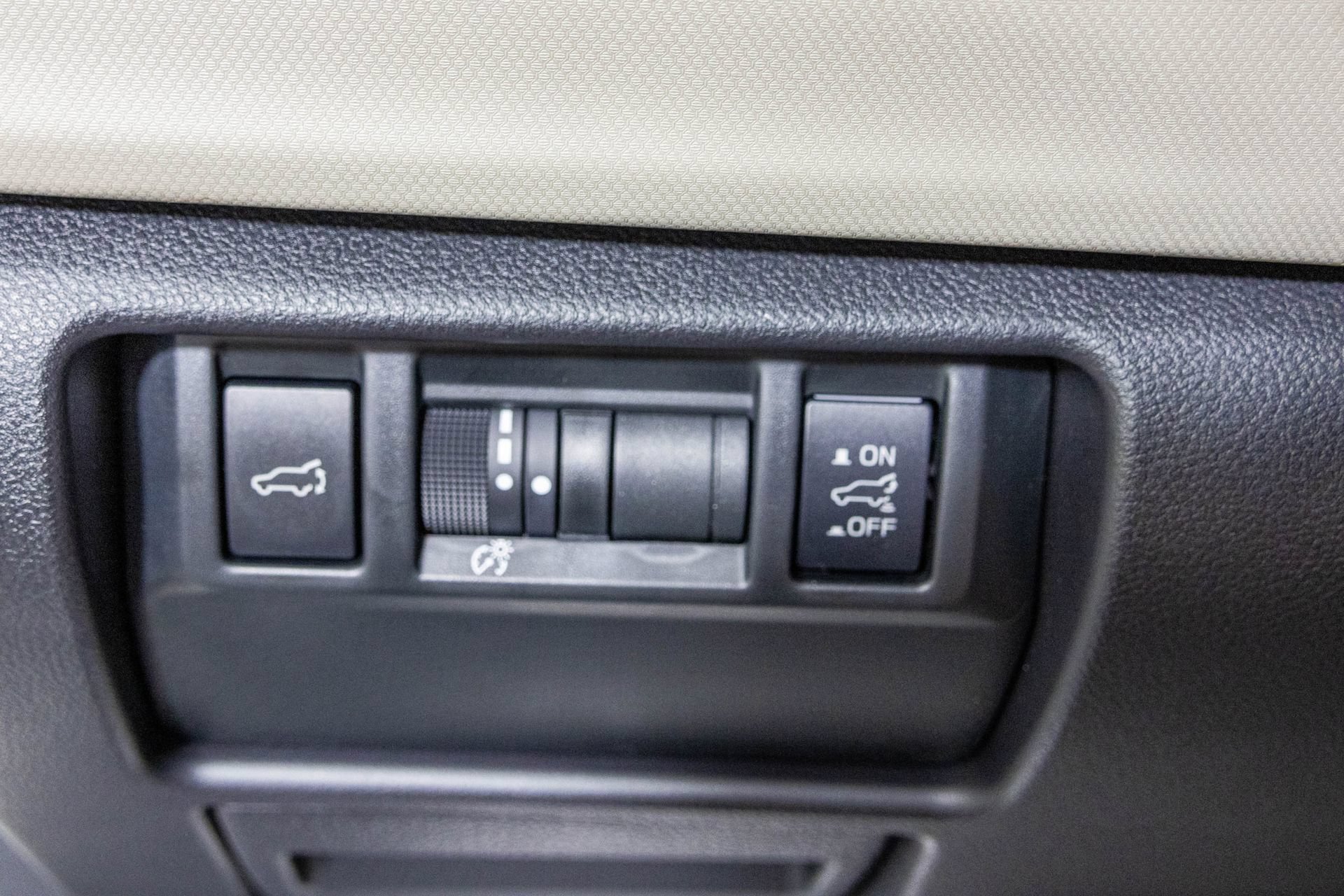 Used 2026 Subaru Forester Premium AWD/4WD image 33
