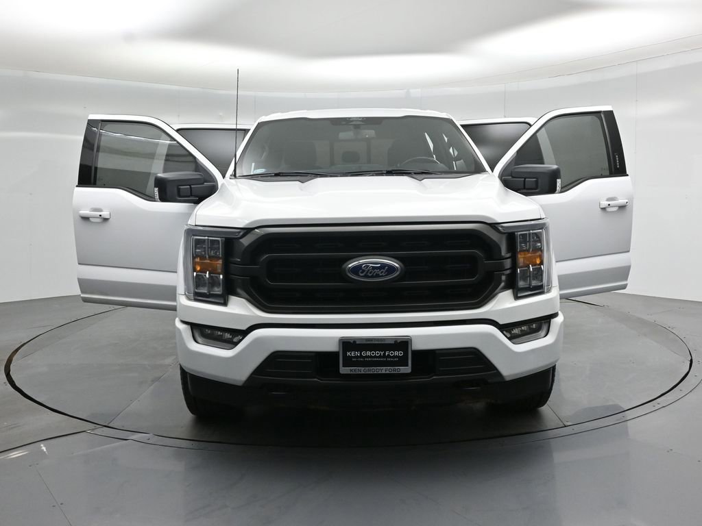 Certified 2022 Ford F150 XLT w/ Equipment Group 302A High image 33