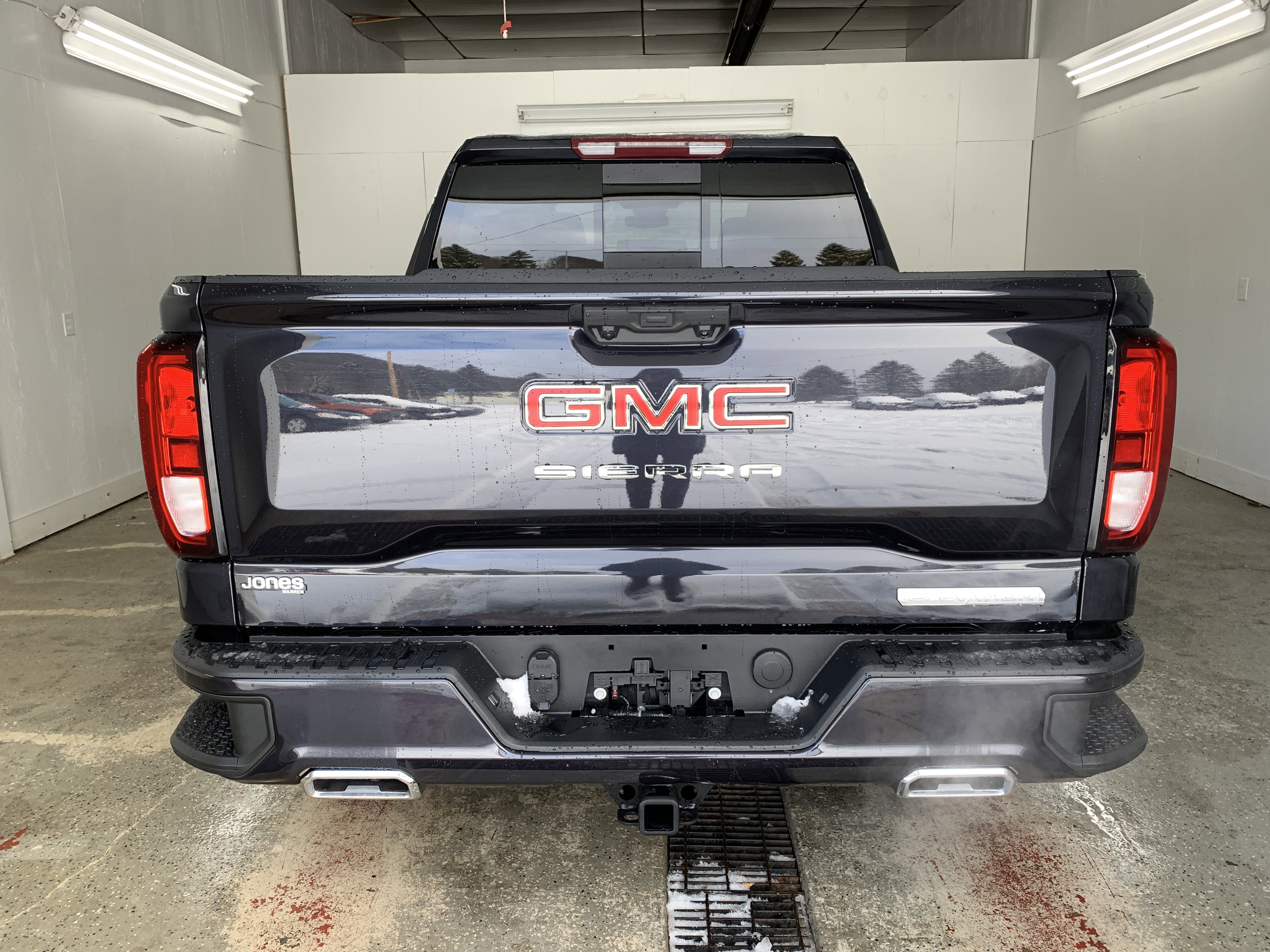 New 2026 GMC Sierra 1500 Elevation image 5