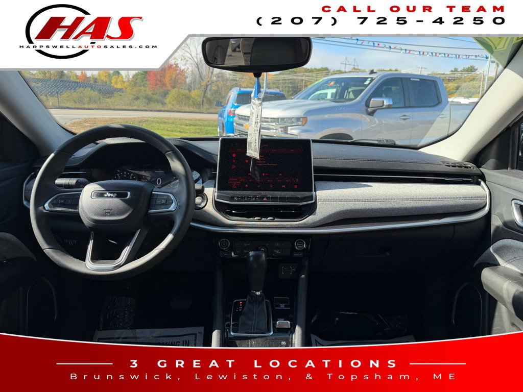 Used 2022 Jeep Compass Latitude AWD/4WD image 16