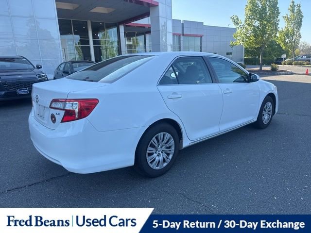 Used 2013 Toyota Camry LE FWD image 5