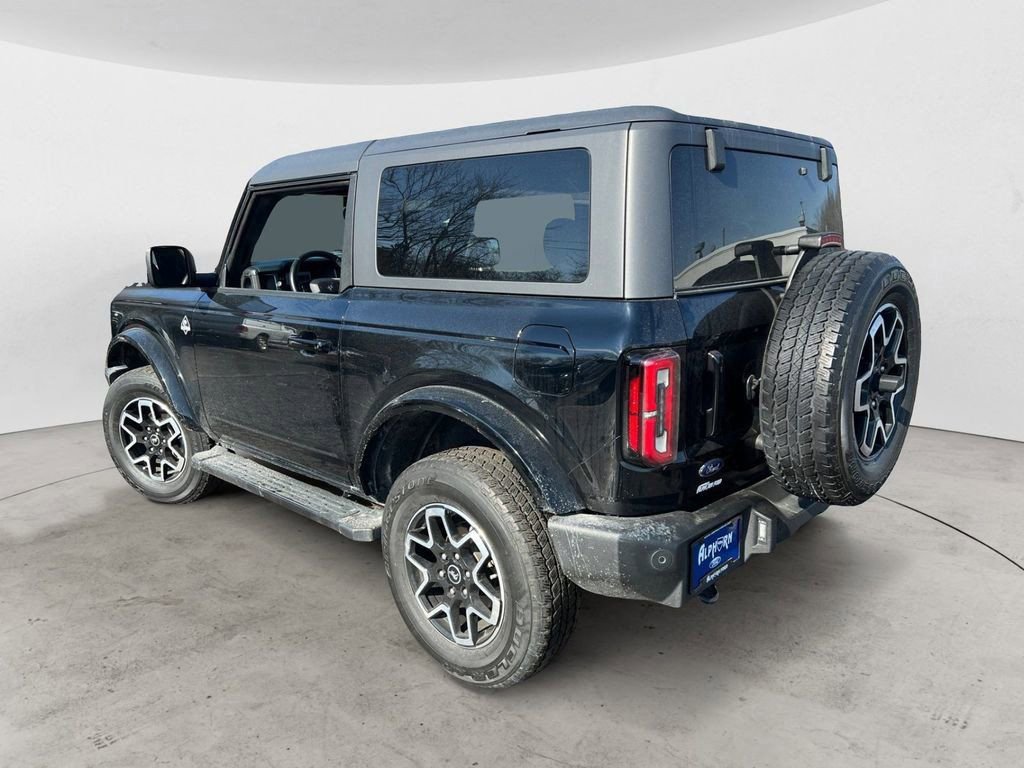 Used 2023 Ford Bronco Outer Banks image 4