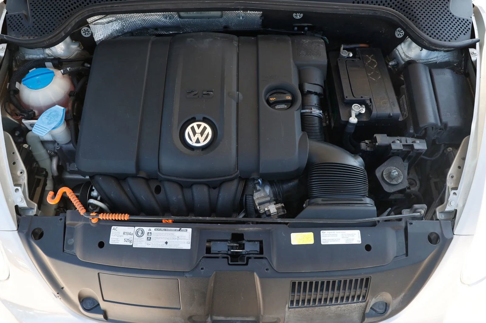 Used 2012 Volkswagen Beetle 2.5 image 39