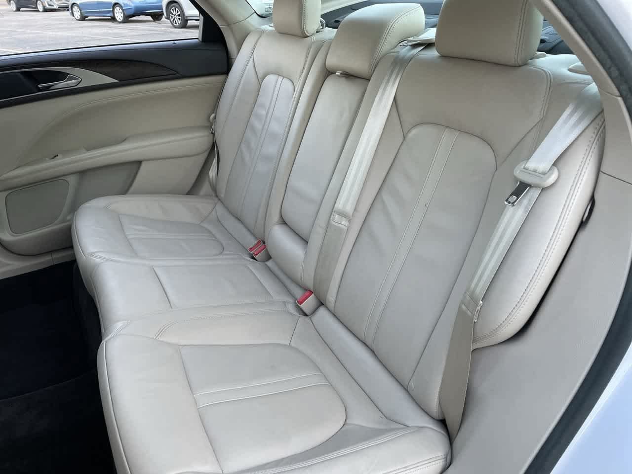 Used 2017 Lincoln MKZ Select w/ Select Plus Package FWD image 18