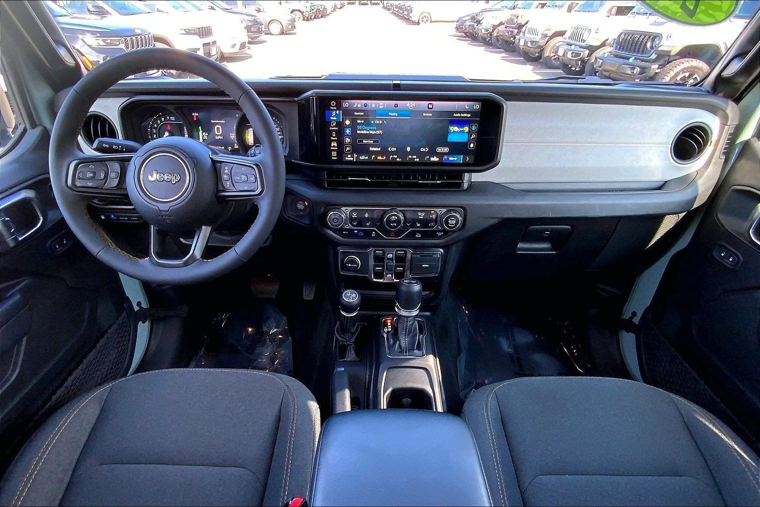Used 2024 Jeep Wrangler Unlimited w/ Convenience Group AWD/4WD image 15
