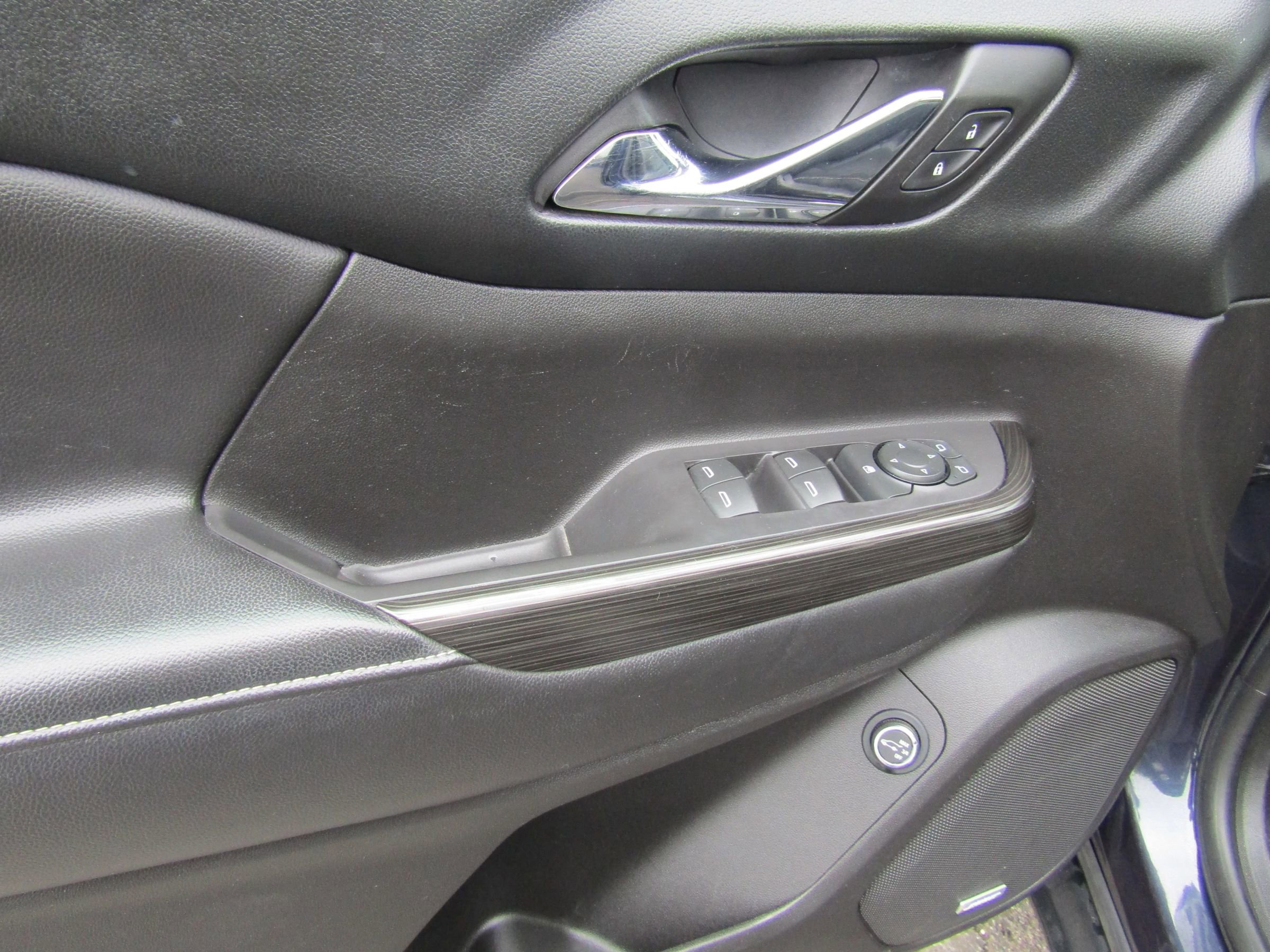 Used 2018 GMC Acadia SLT AWD/4WD image 20