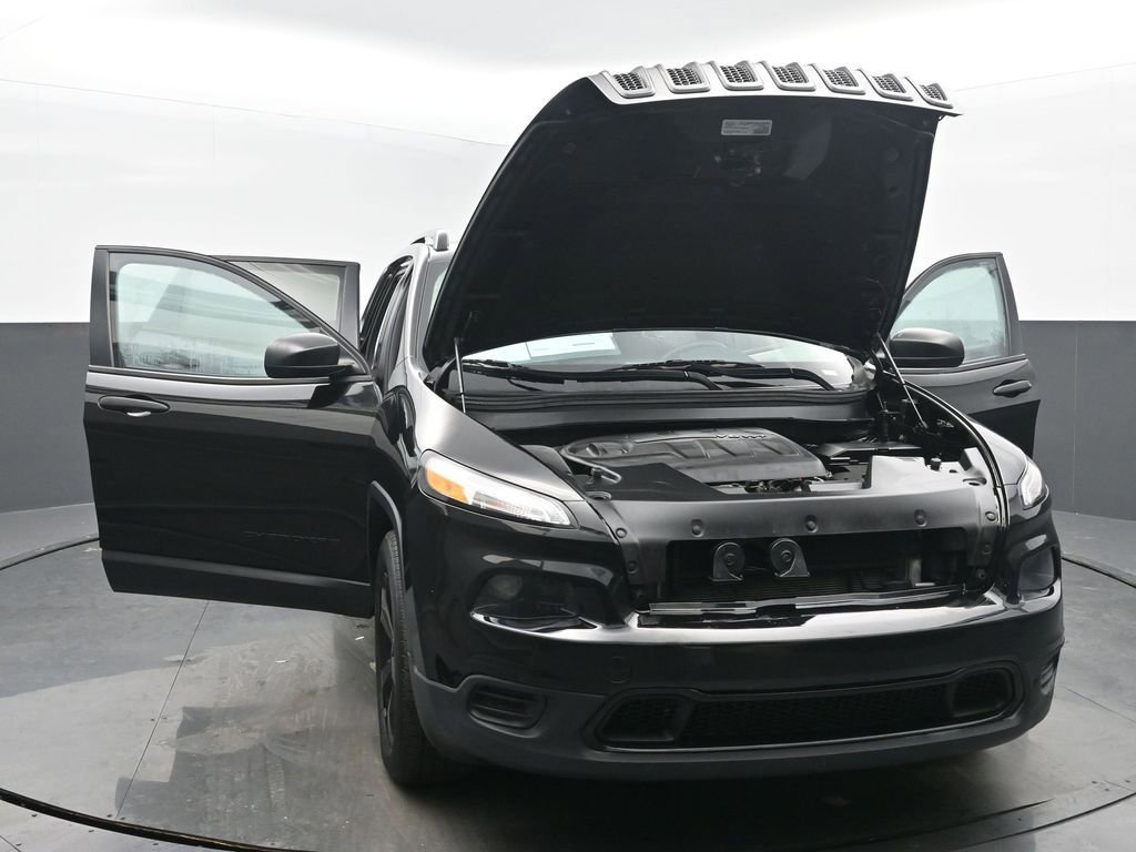 Used 2017 Jeep Cherokee Altitude image 53
