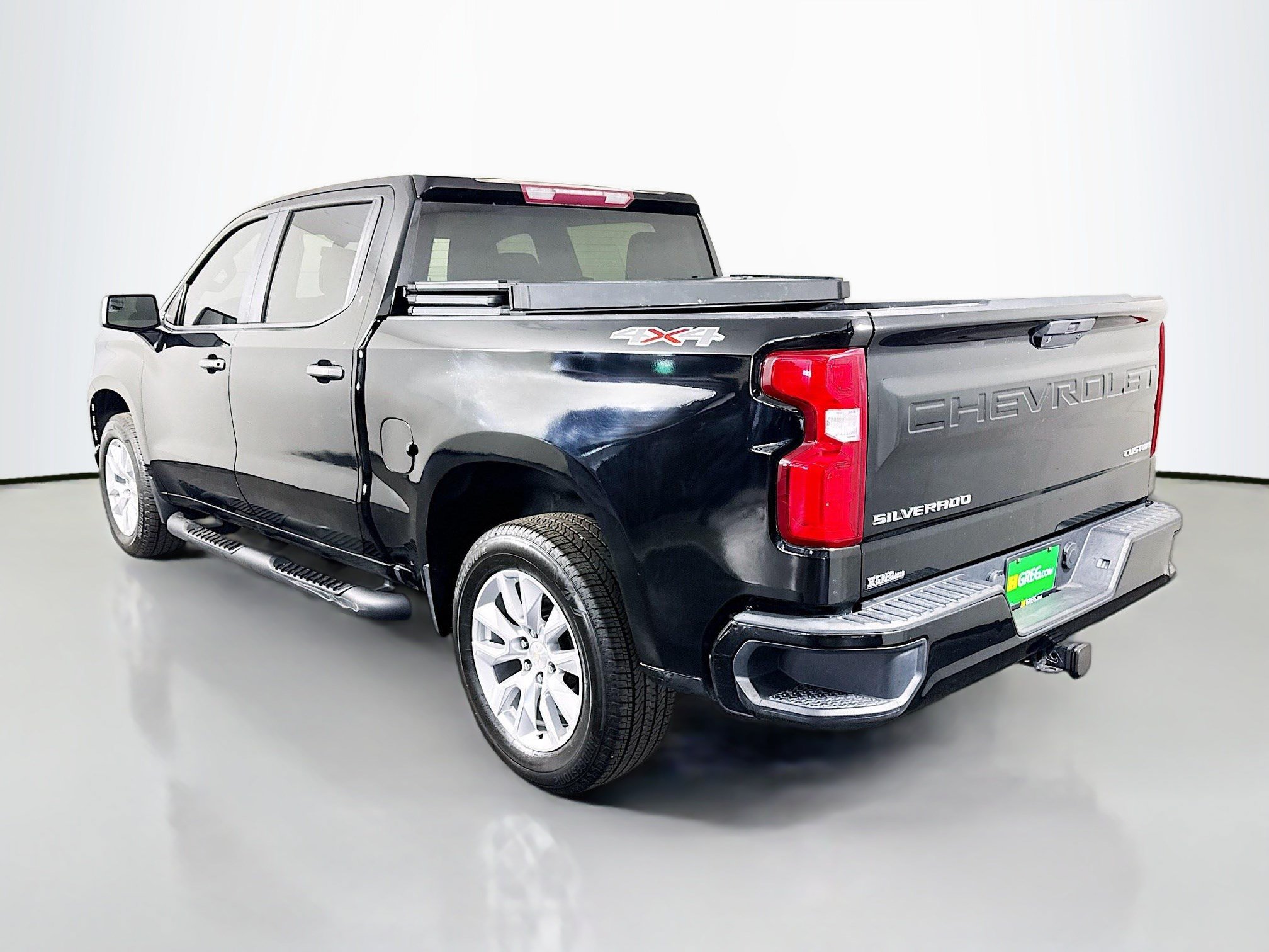 Used 2019 Chevrolet Silverado 1500 Custom w/ Custom Value Package AWD/4WD image 7