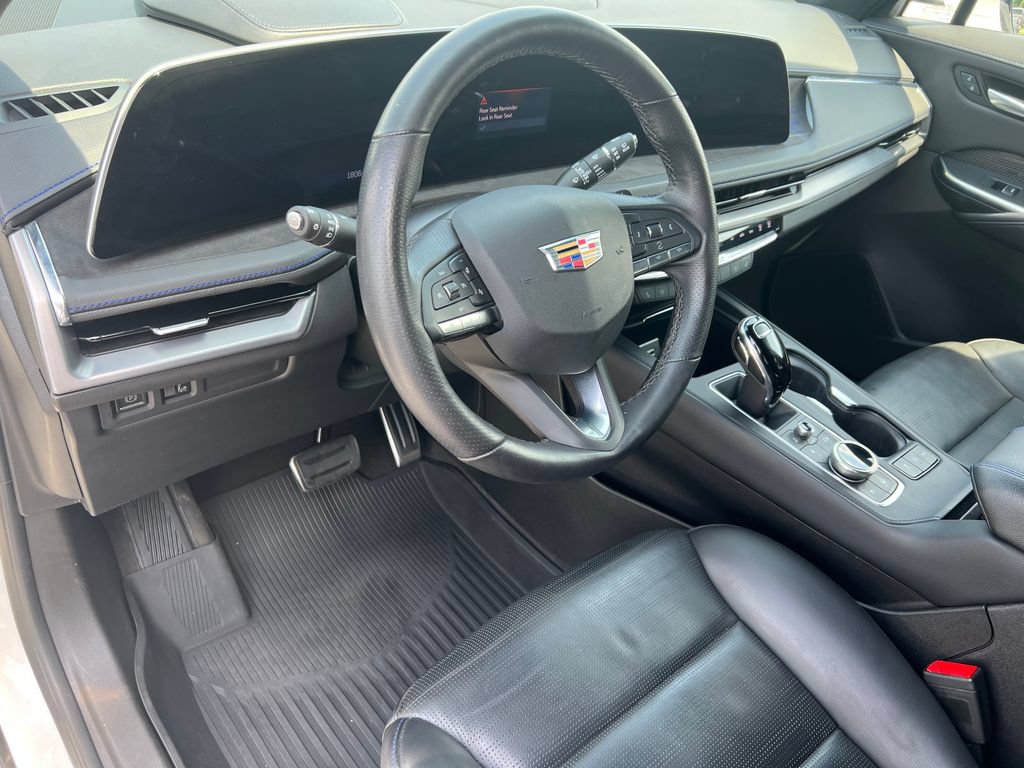Certified 2024 Cadillac XT4 Sport AWD/4WD image 20