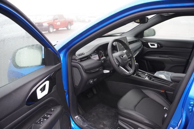 New 2026 Jeep Compass Latitude AWD/4WD image 10