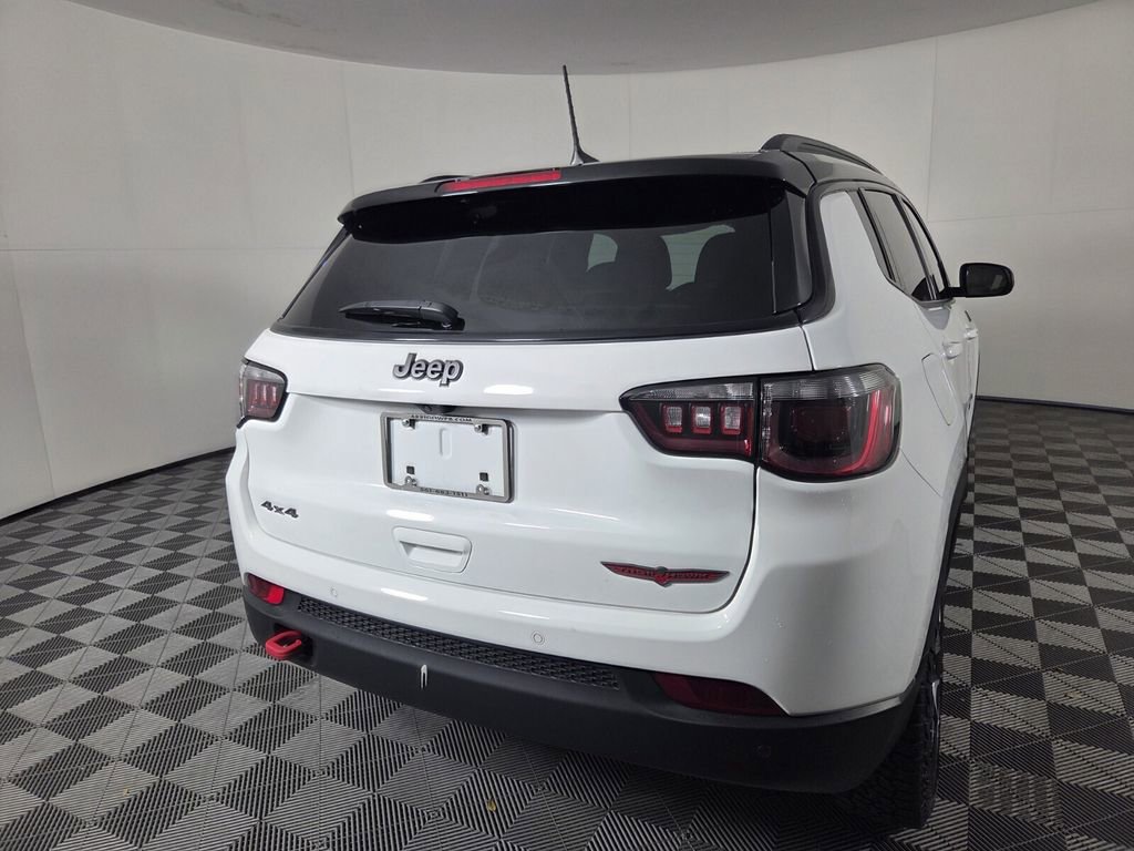 Certified 2025 Jeep Compass Trailhawk w/ Trailhawk Convenience Group AWD/4WD image 7