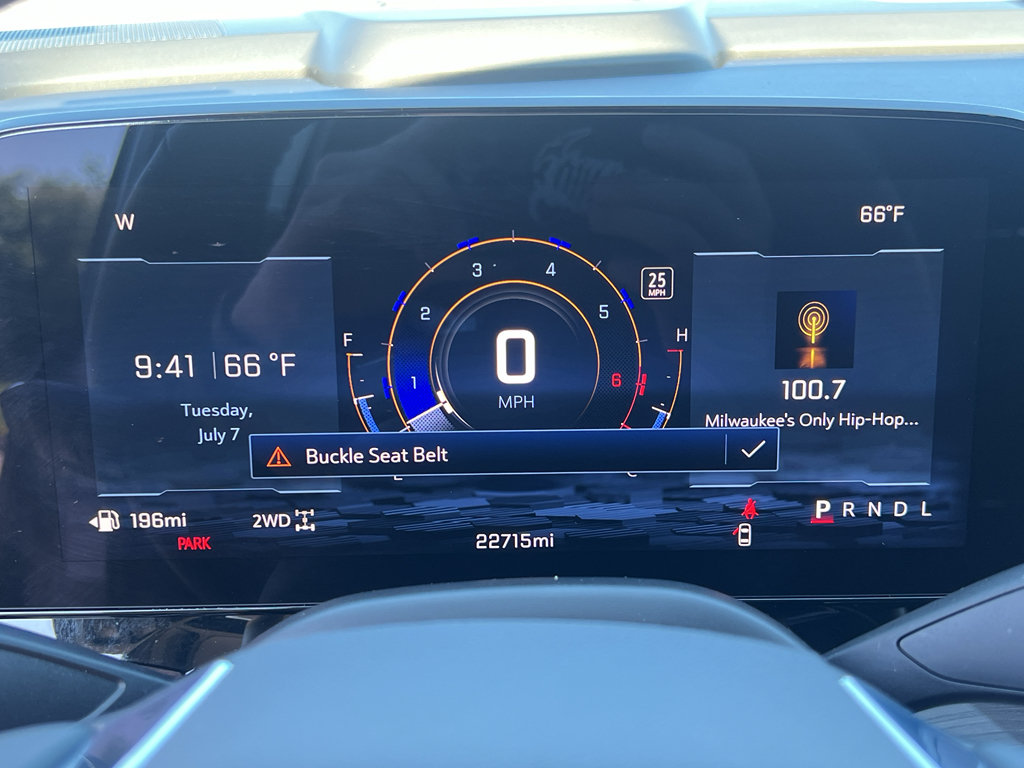 Used 2025 Chevrolet Suburban Z71 AWD/4WD image 30