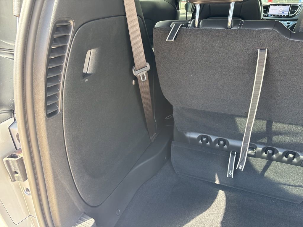 New 2026 Chrysler Voyager LX FWD image 23