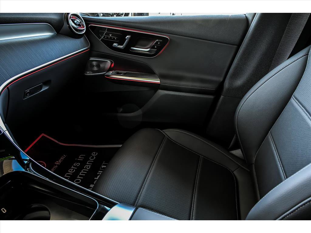 Certified 2026 Mercedes-Benz GLC 300 4MATIC image 23