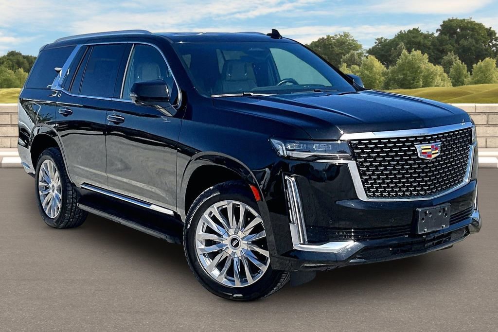 Used 2024 Cadillac Escalade Premium Luxury image 2