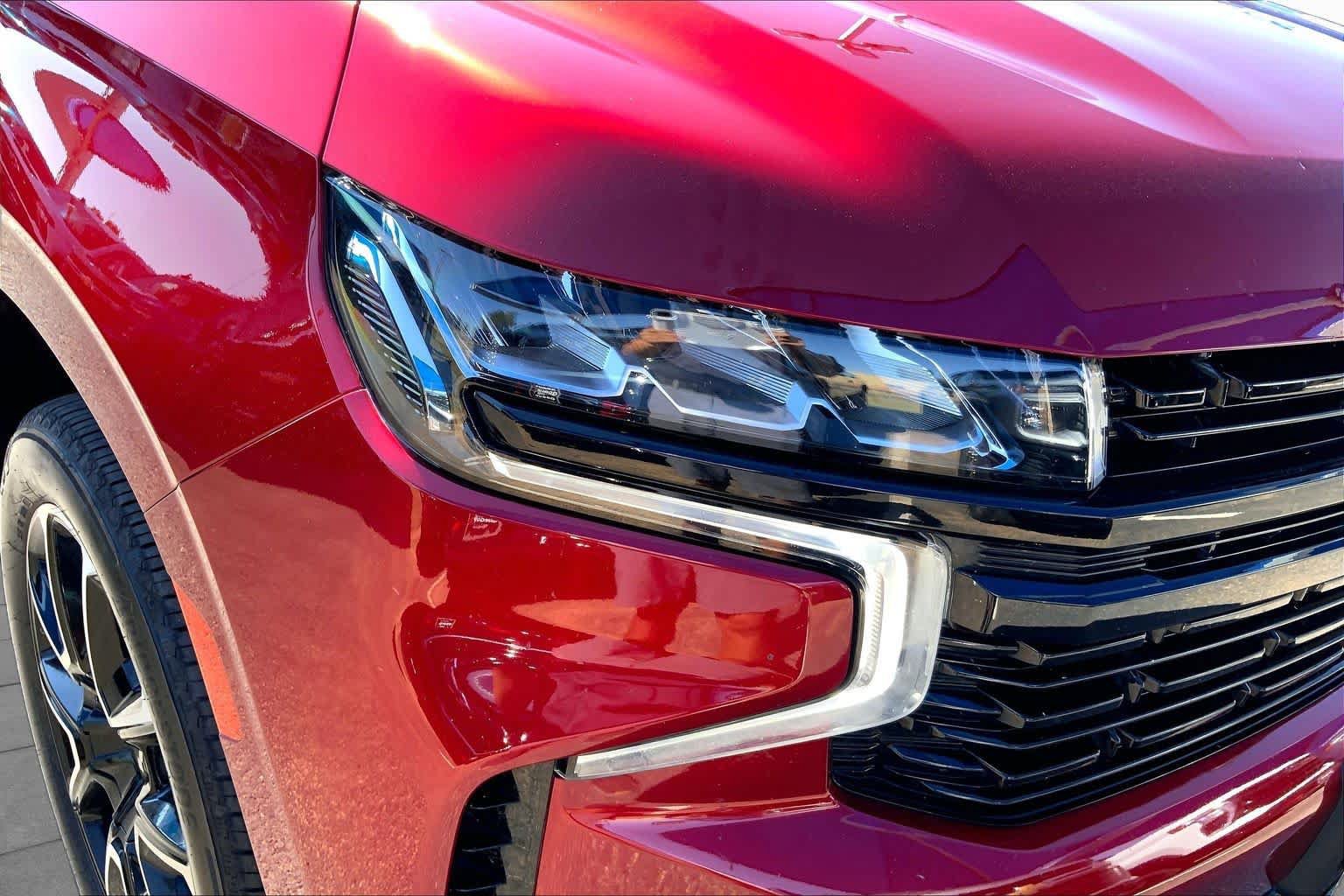 Used 2024 Chevrolet Tahoe RST w/ Luxury Package AWD/4WD image 28