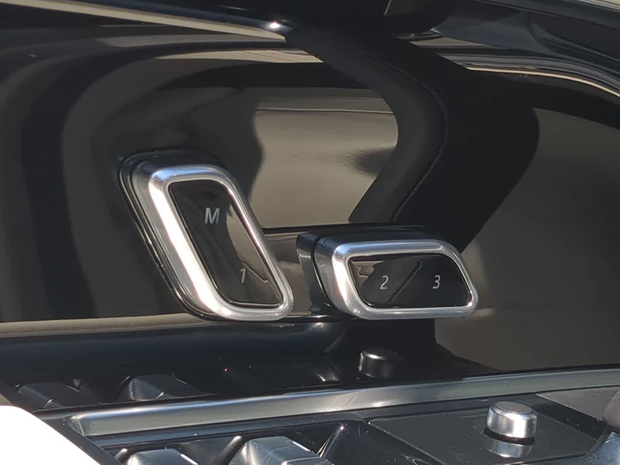 New 2026 Land Rover Range Rover SE AWD/4WD image 17