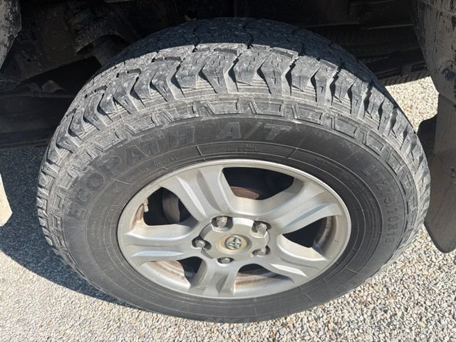 Used 2012 Toyota Tundra 4x4 Double Cab w/ Tow Pkg image 23