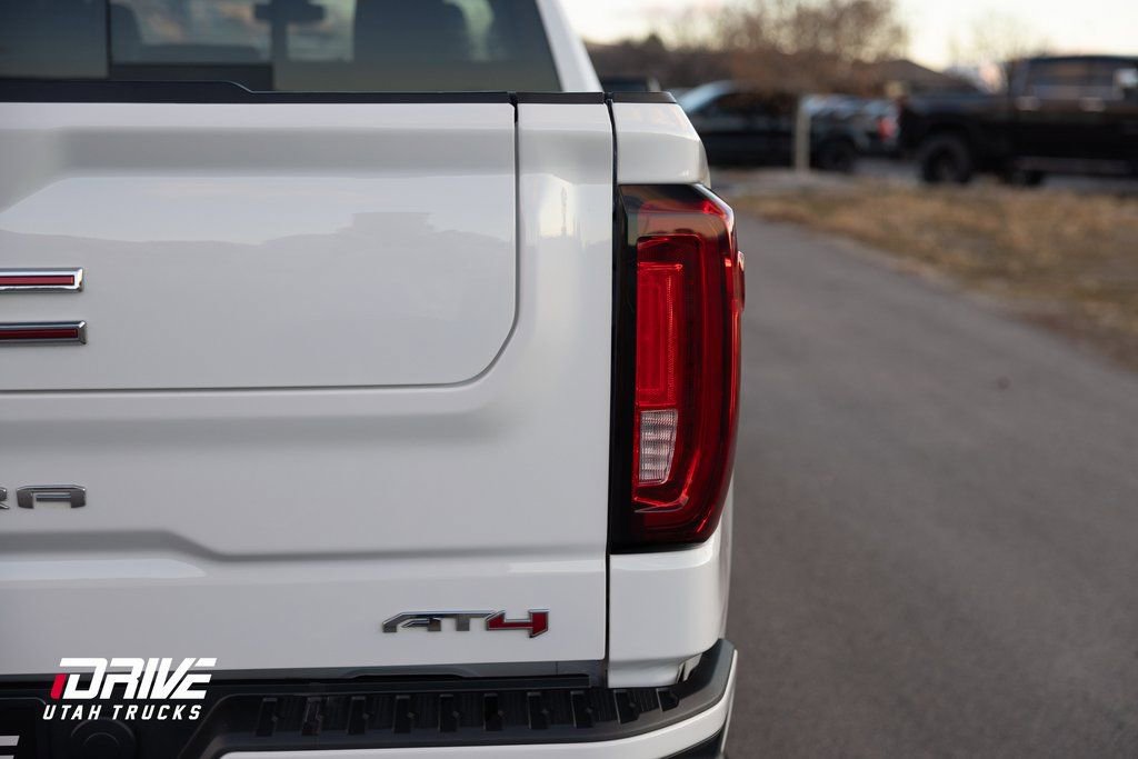 Used 2022 GMC Sierra 1500 AT4 w/ AT4 Premium Package image 13