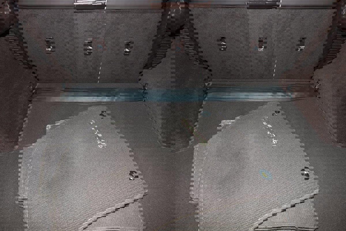 Used 2019 Lexus RX 450h AWD image 18