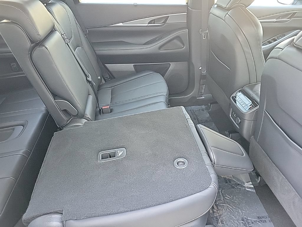 Used 2023 INFINITI QX60 Luxe w/ Cargo Package AWD/4WD image 18