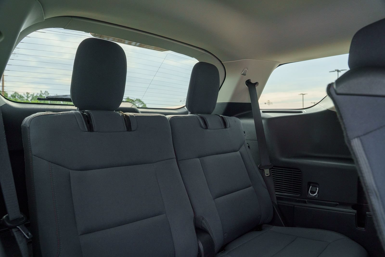 Certified 2025 Ford Explorer Active RWD image 16