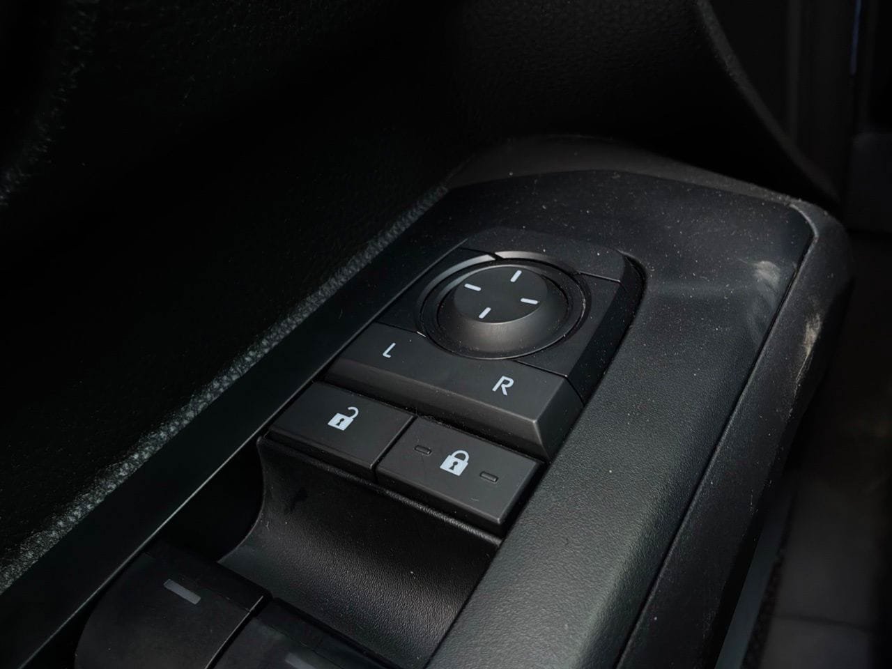 Used 2026 Toyota Tacoma TRD Sport w/ TRD Sport Premium Package RWD image 30