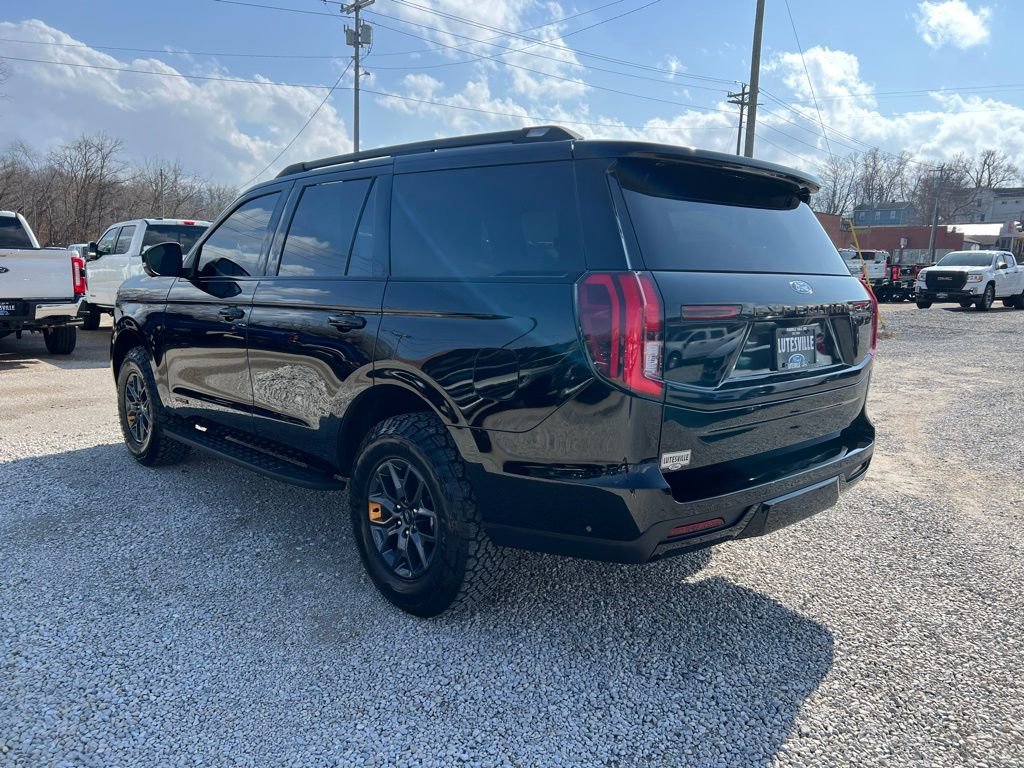 Used 2025 Ford Expedition Tremor image 6