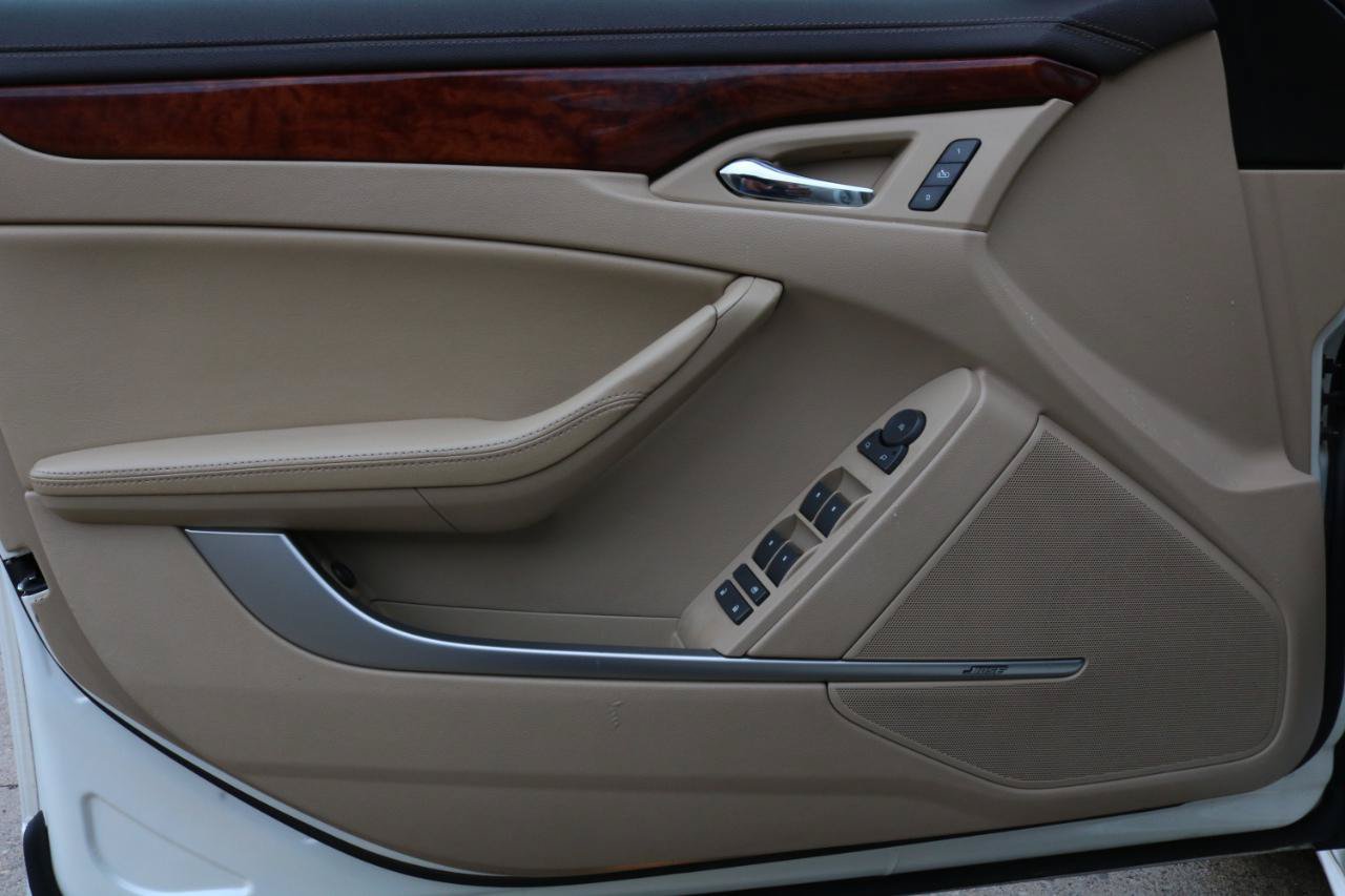 Used 2011 Cadillac CTS Premium RWD image 18