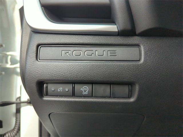 New 2026 Nissan Rogue S image 33