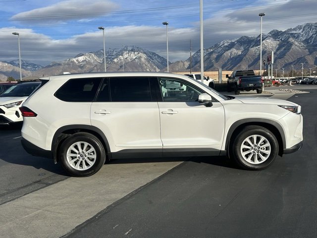 Used 2024 Toyota Grand Highlander XLE image 31