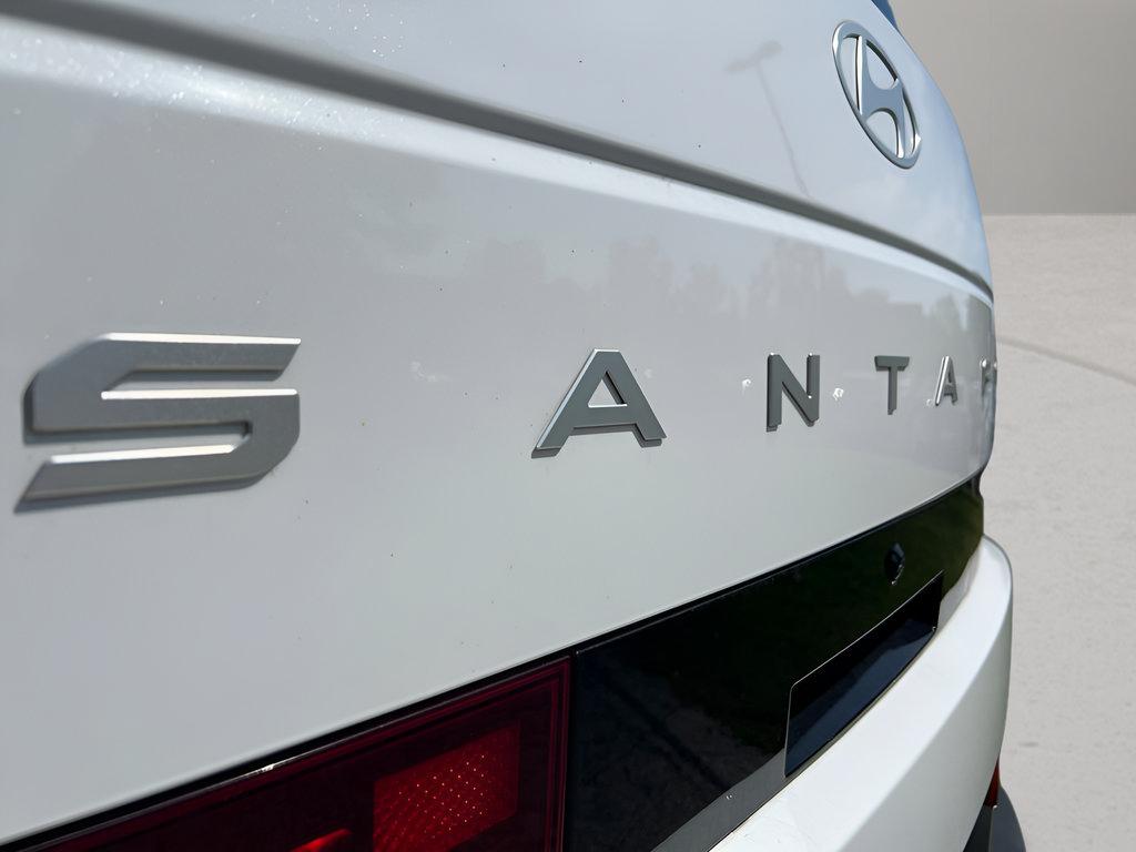Used 2024 Hyundai Santa Fe Limited AWD/4WD image 33