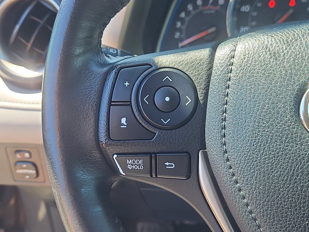 Used 2013 Toyota RAV4 Limited AWD/4WD image 24