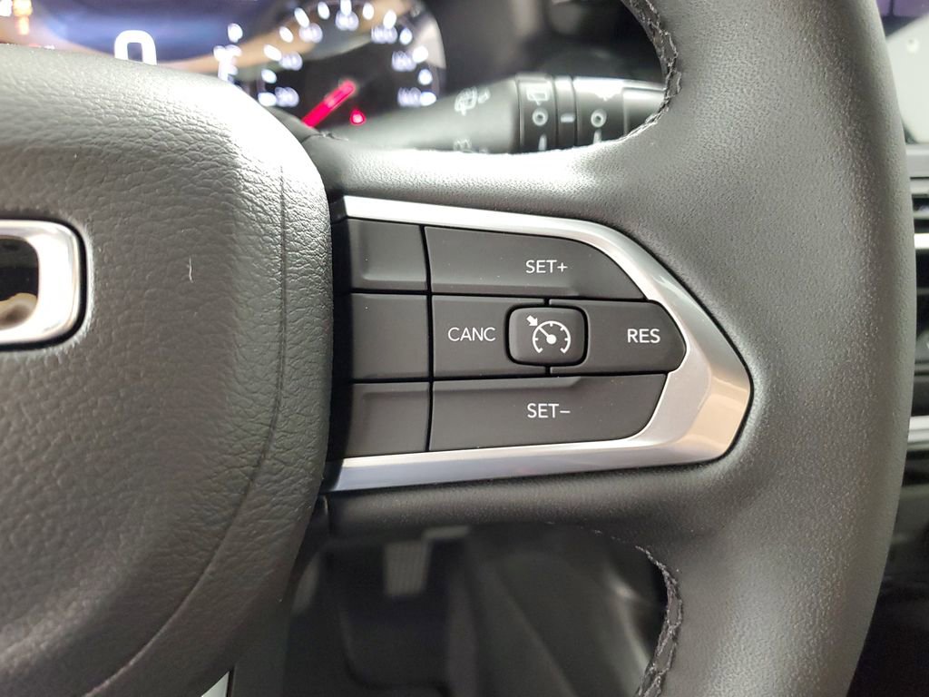 New 2026 Jeep Compass Latitude image 22